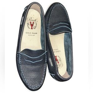 Cole Haan Navy Pebbled Leather Loafers Academia Collegiate Coastal Nantucket